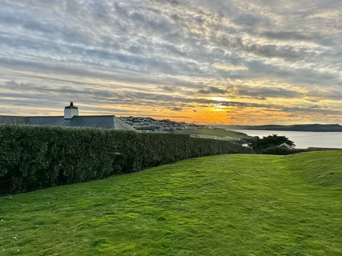 Freshly cut coastal hedge and tidy lawn in Polzeath