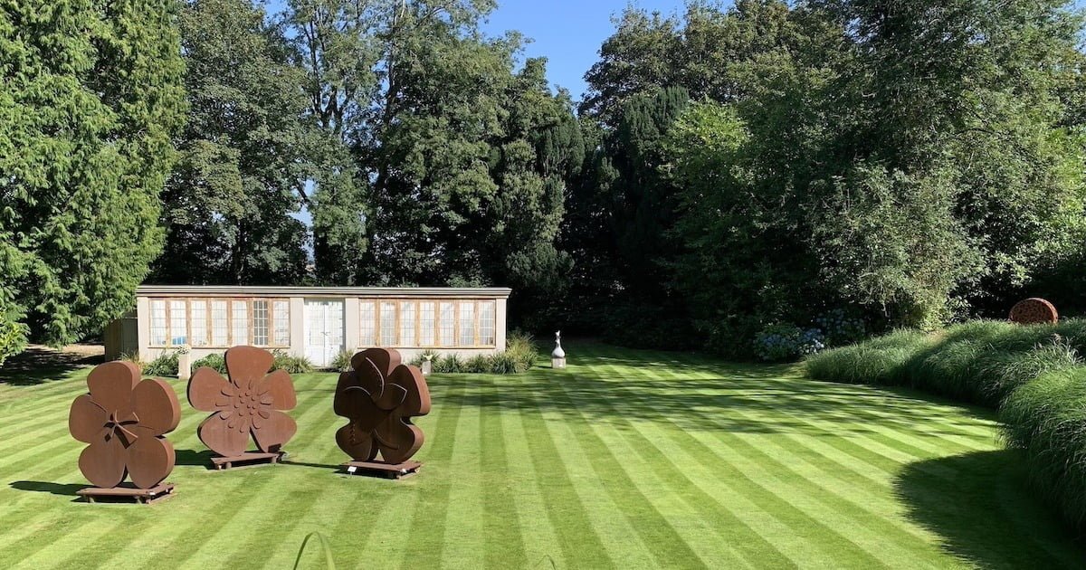 Established Cornish garden kept tidy through regular maintenance